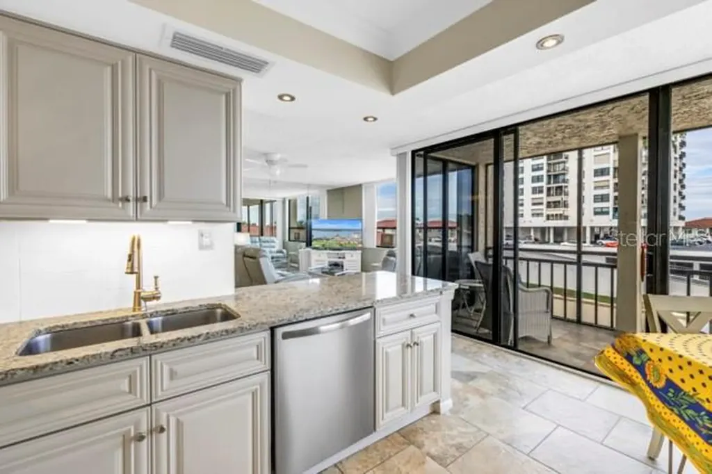 6279 Sun Boulevard St Petersburg FL 33715