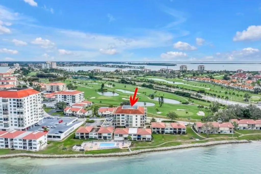 6279 Sun Boulevard St Petersburg FL 33715