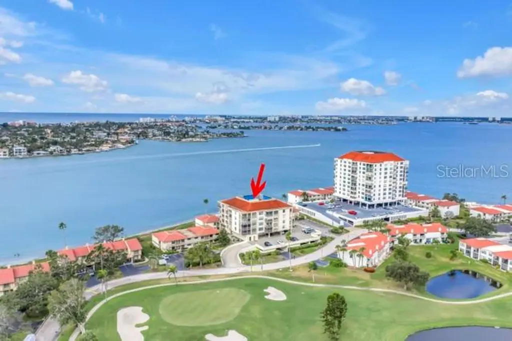 6279 Sun Boulevard St Petersburg FL 33715