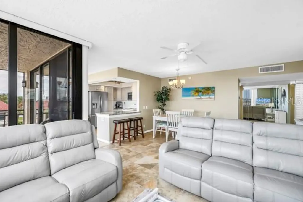 6279 Sun Boulevard St Petersburg FL 33715