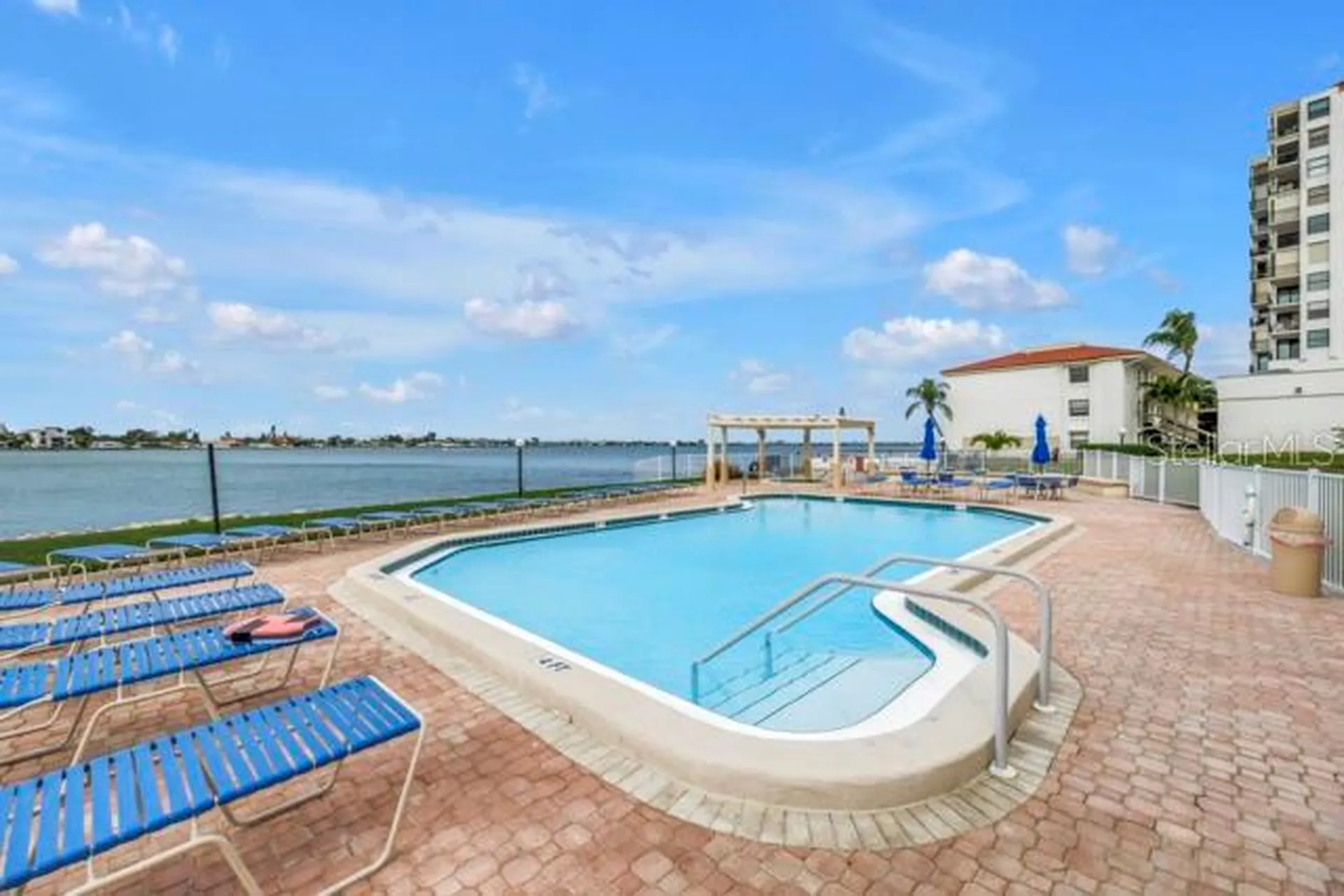 6279 Sun Boulevard St Petersburg FL 33715