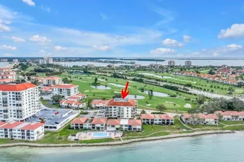 6279 Sun Boulevard St Petersburg FL 33715