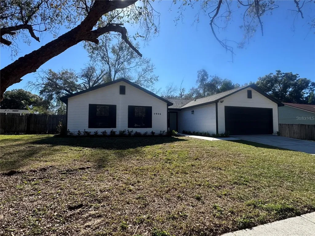 5906 England Avenue Orlando FL 32808