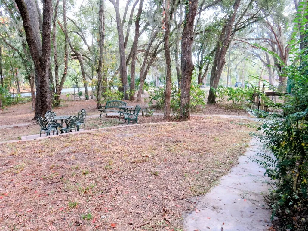 240 SE 165th Court Road Silver Springs FL 34488