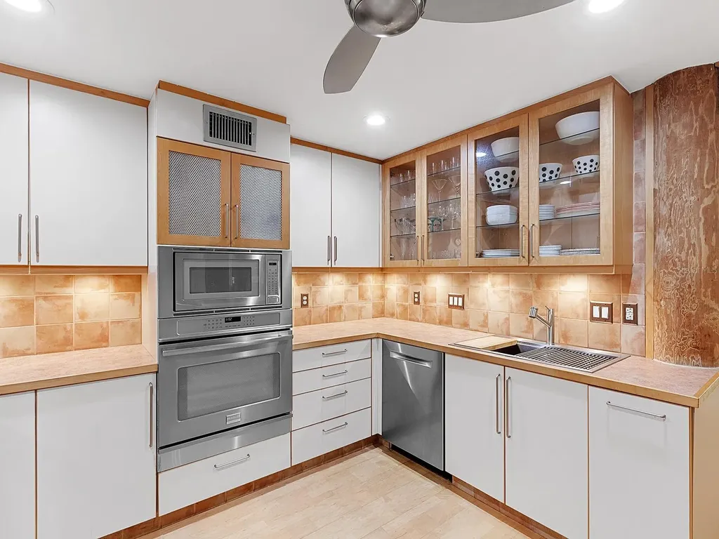 2613 Temple Street Sarasota FL 34239