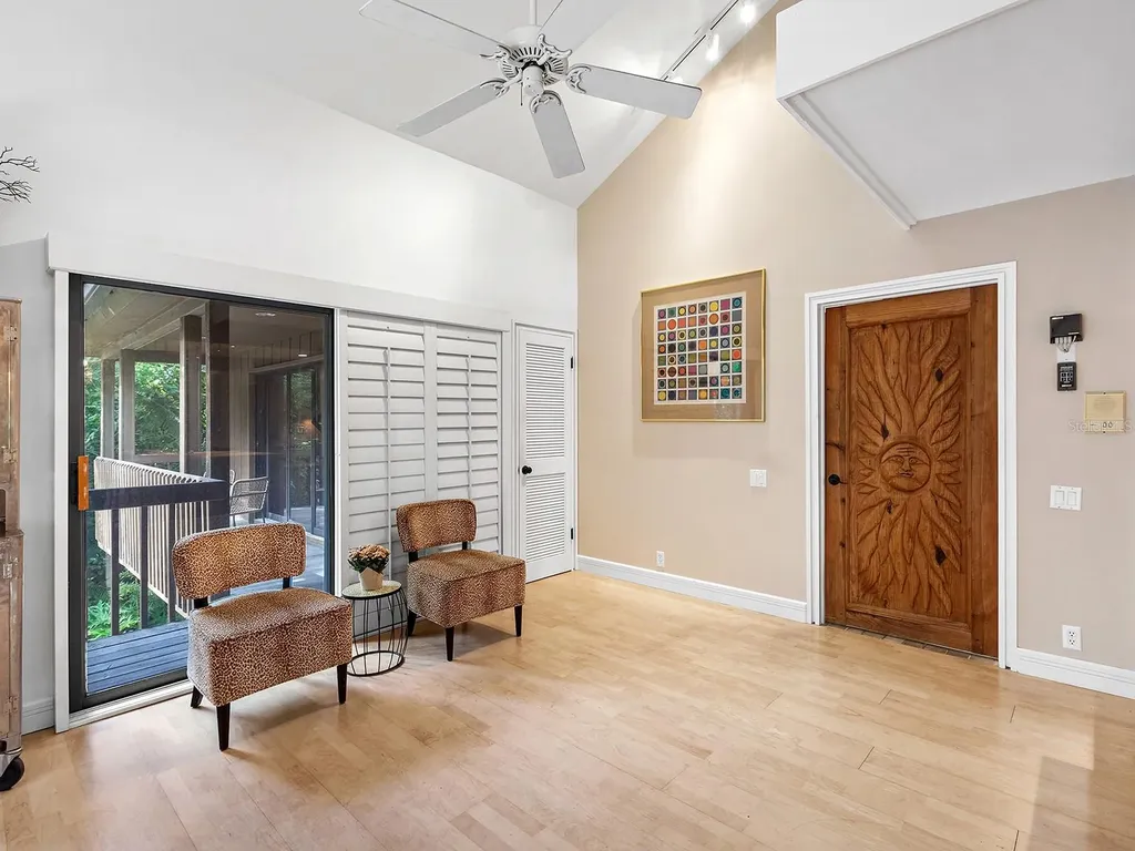 2613 Temple Street Sarasota FL 34239