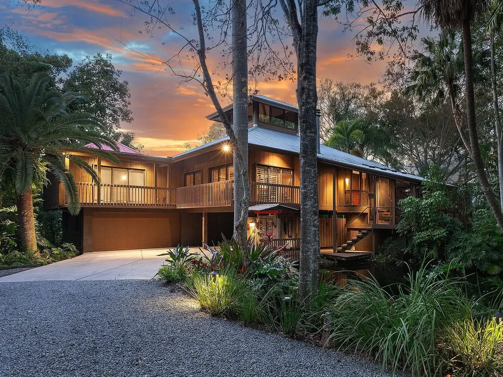 2613 Temple Street Sarasota FL 34239