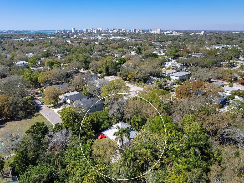 2613 Temple Street Sarasota FL 34239