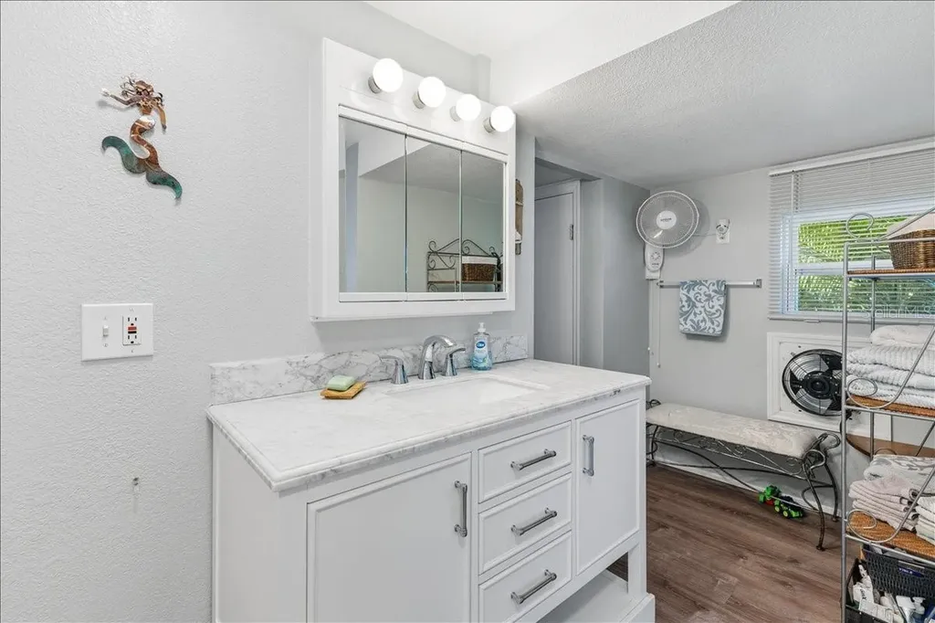 1475 Flamingo Drive Englewood FL 34224