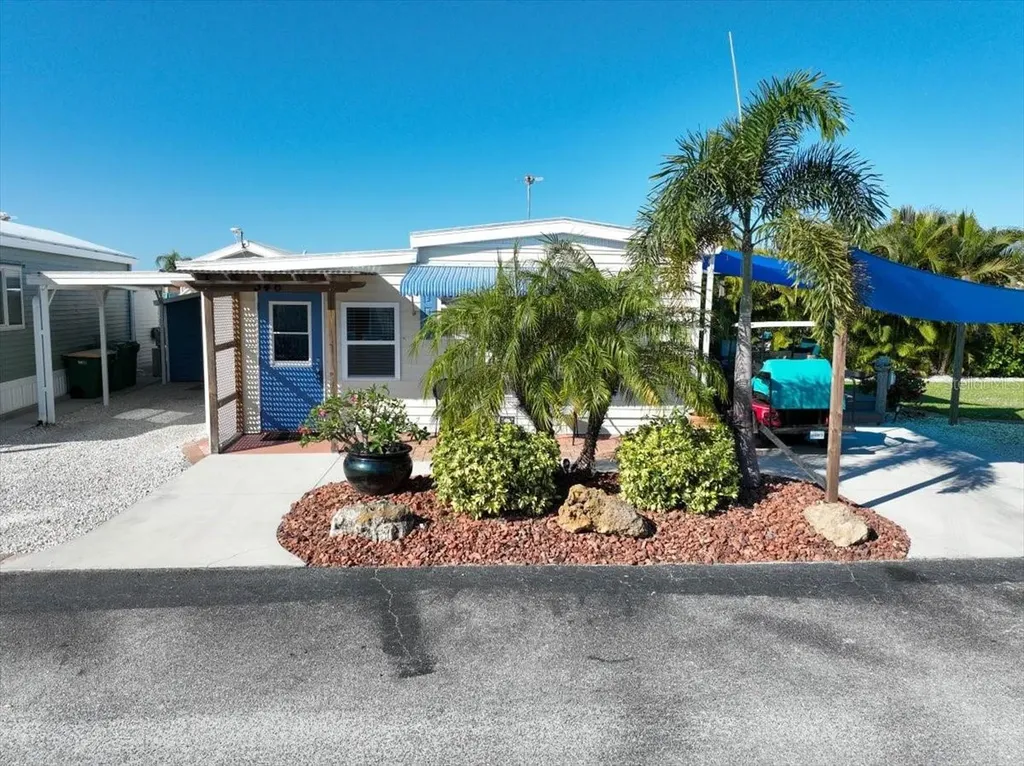 1475 Flamingo Drive Englewood FL 34224