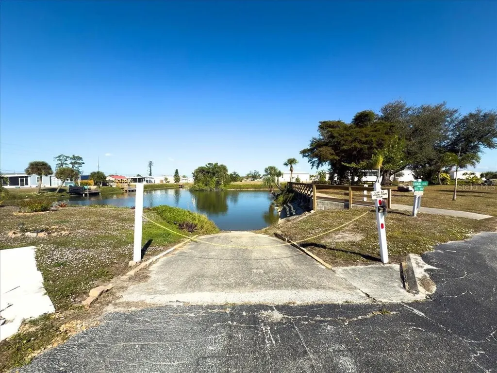1475 Flamingo Drive Englewood FL 34224