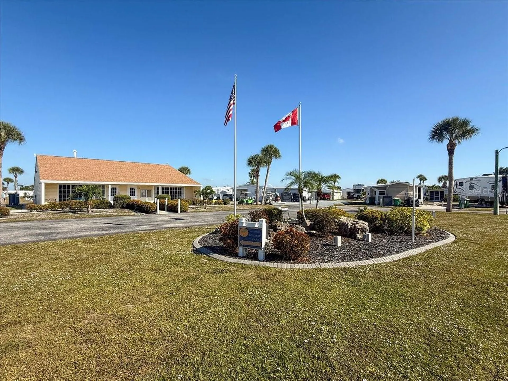 1475 Flamingo Drive Englewood FL 34224