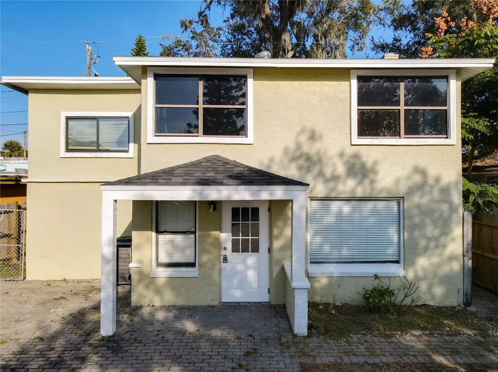 941 Hartford Avenue Daytona Beach FL 32117