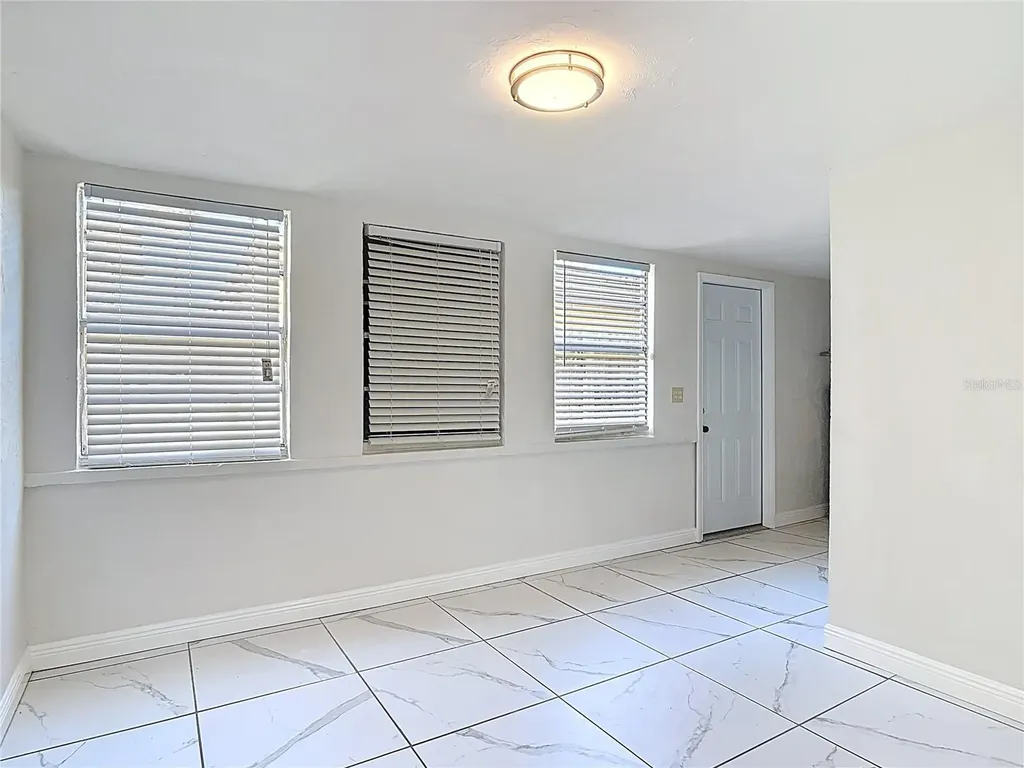 941 Hartford Avenue Daytona Beach FL 32117