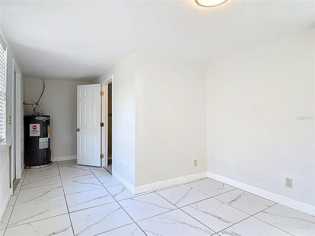 941 Hartford Avenue Daytona Beach FL 32117