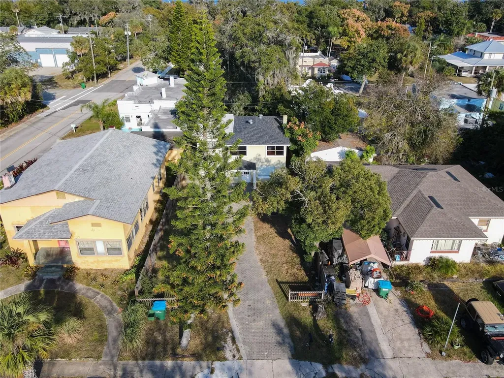 941 Hartford Avenue Daytona Beach FL 32117