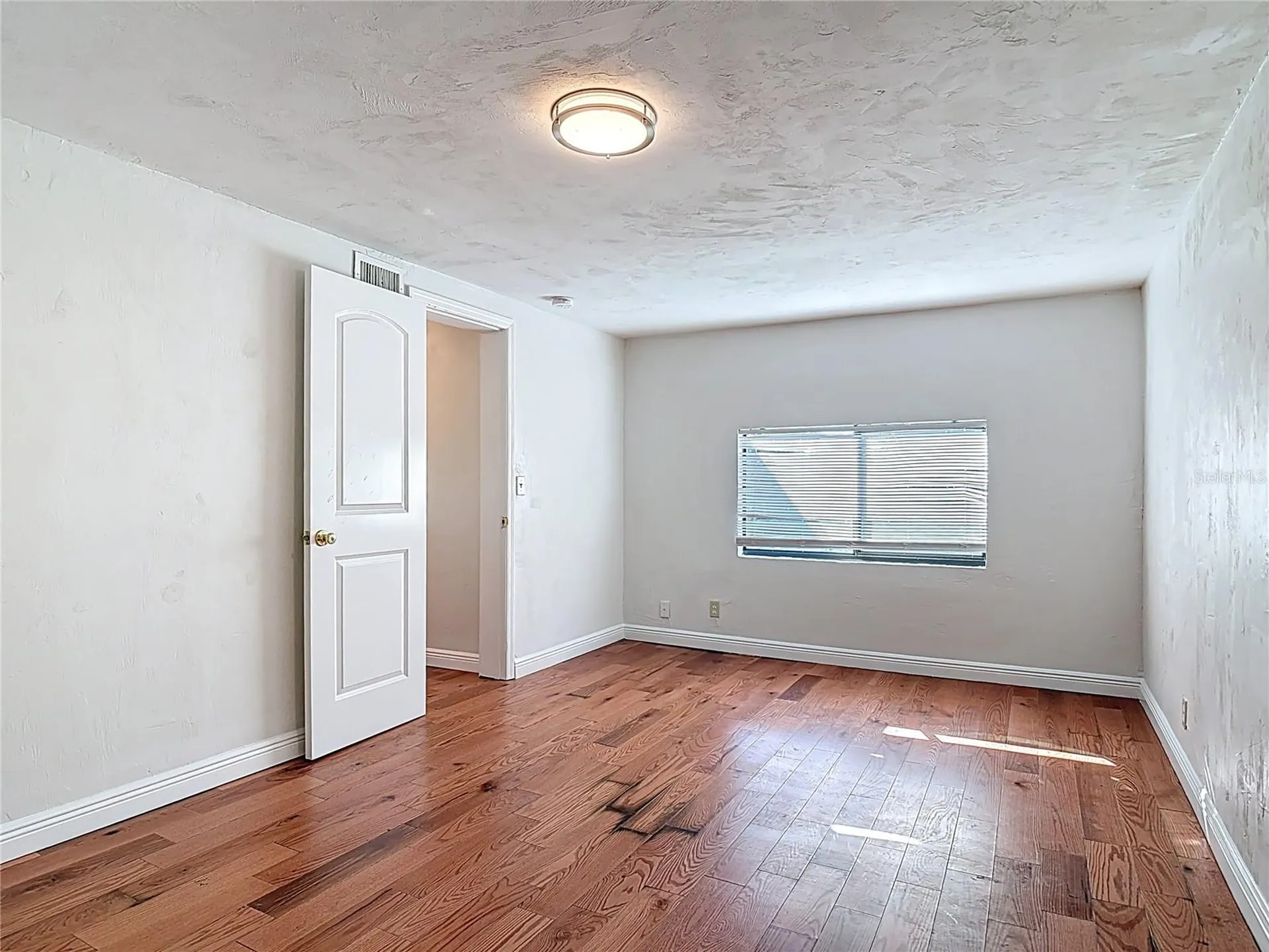 941 Hartford Avenue Daytona Beach FL 32117