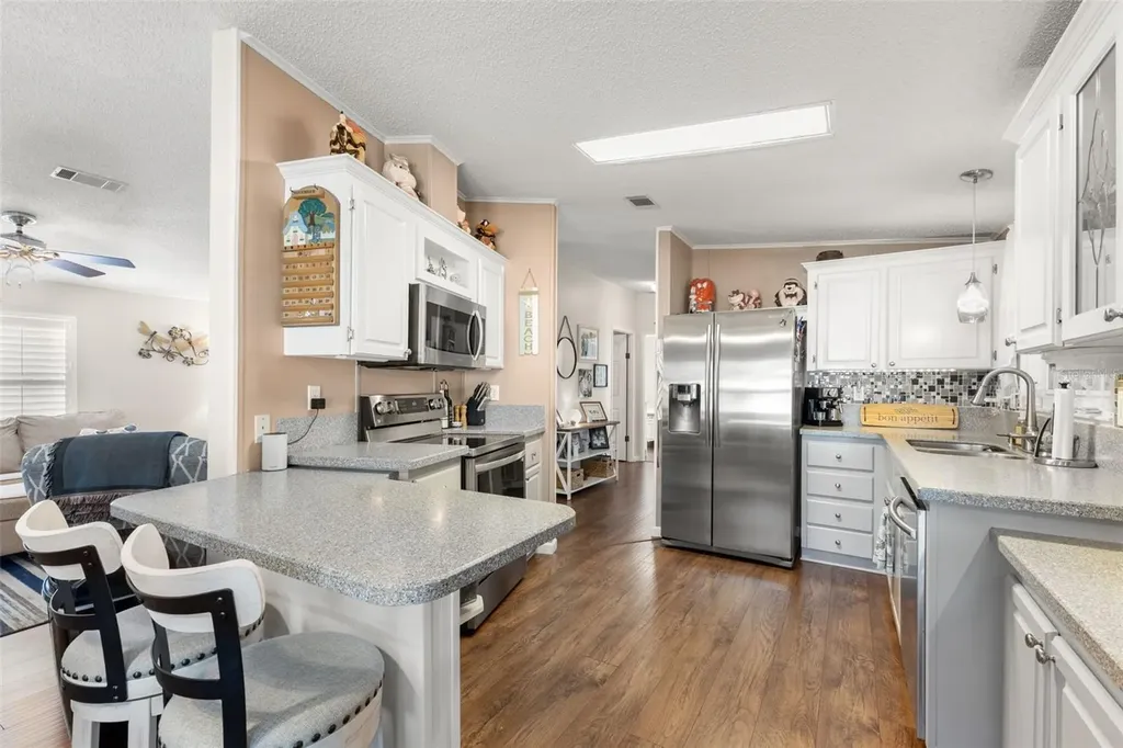 624 Mount Piney Avenue NE St Petersburg FL 33702