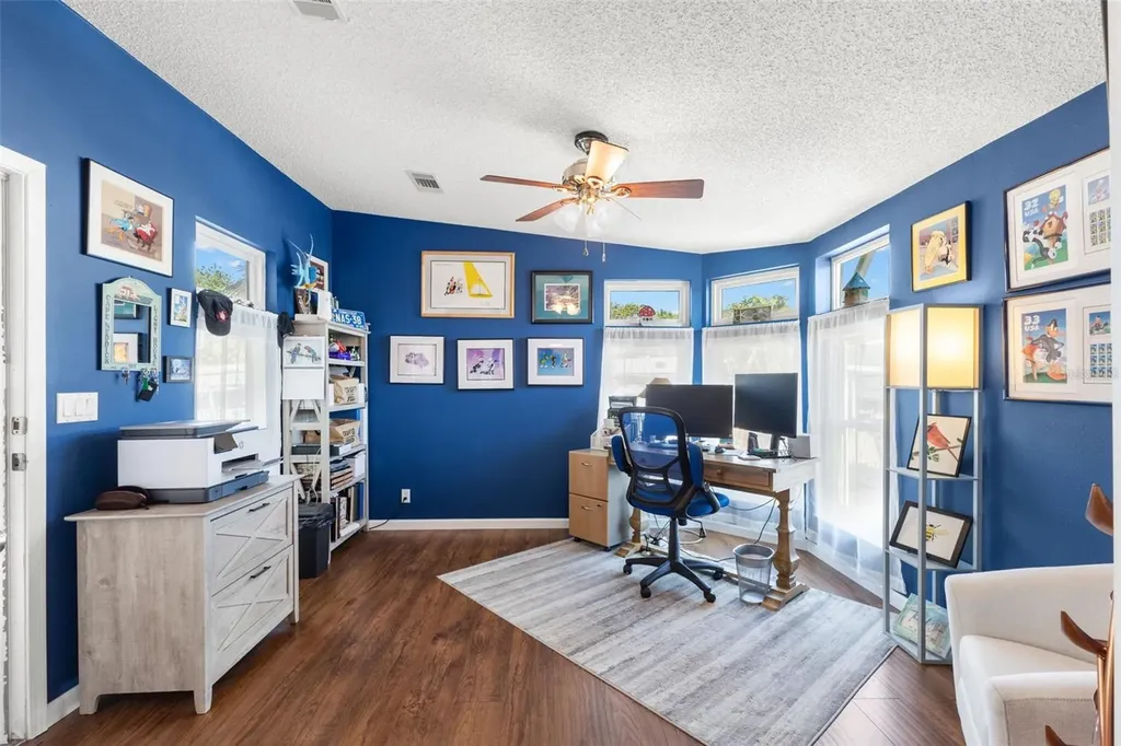 624 Mount Piney Avenue NE St Petersburg FL 33702