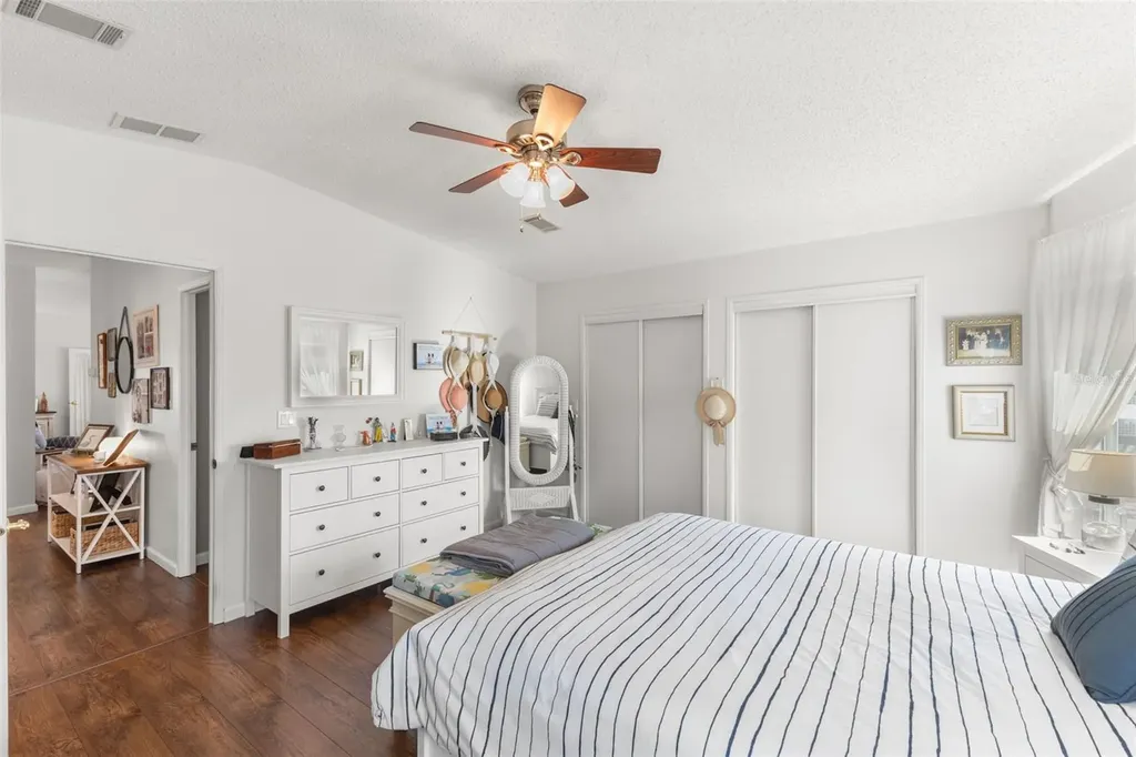 624 Mount Piney Avenue NE St Petersburg FL 33702
