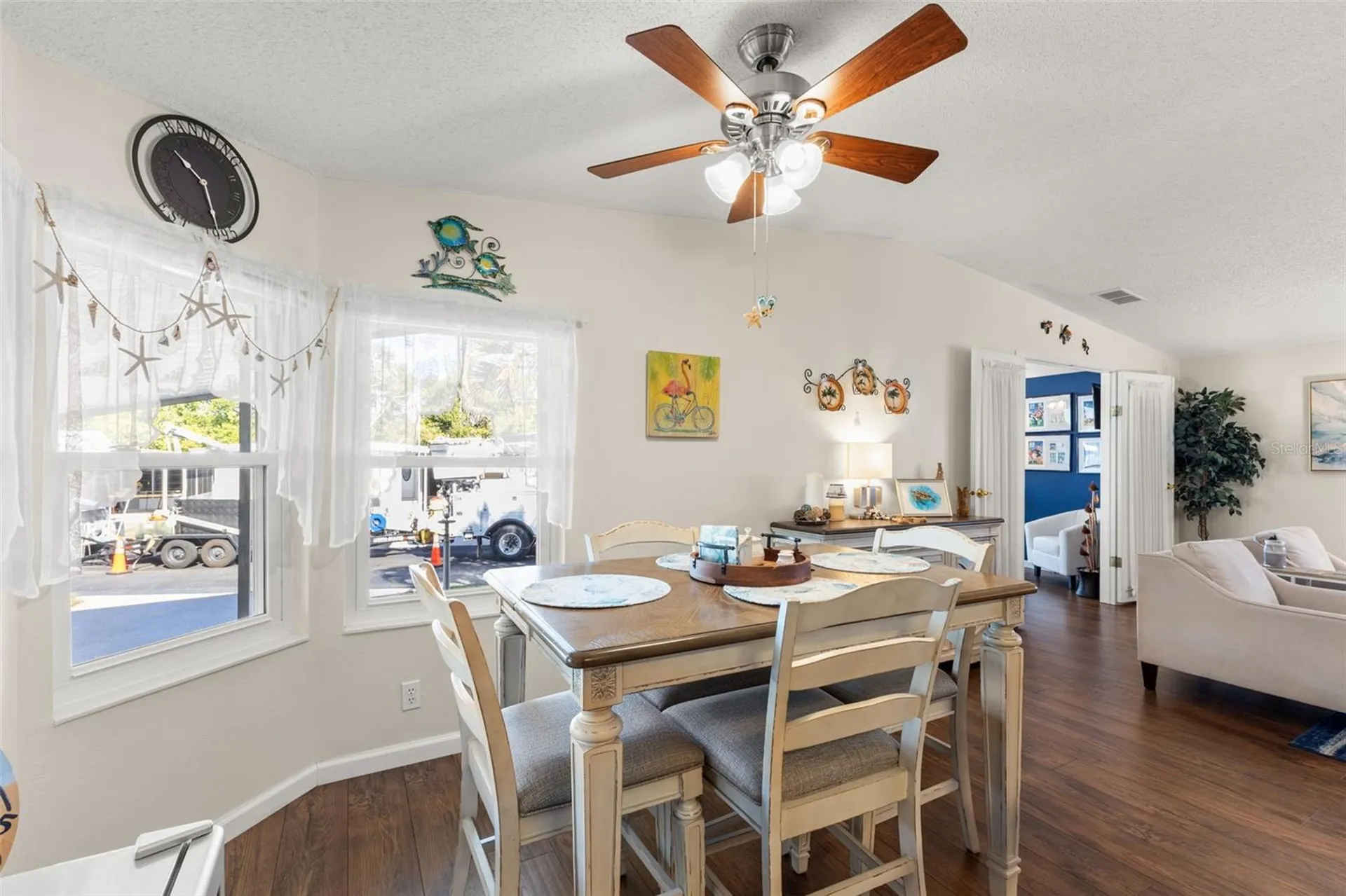 624 Mount Piney Avenue NE St Petersburg FL 33702