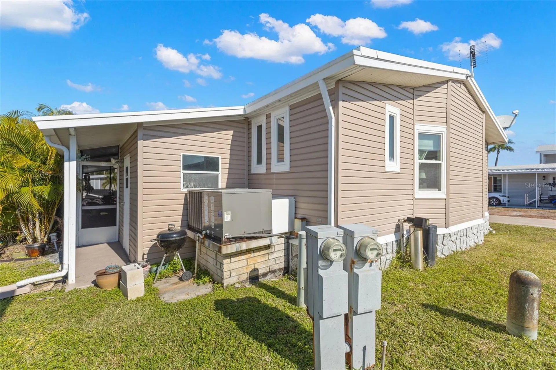 624 Mount Piney Avenue NE St Petersburg FL 33702
