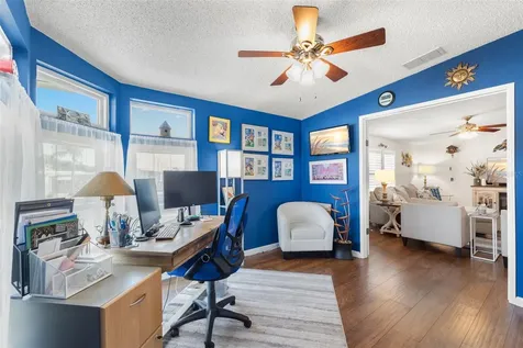 624 Mount Piney Avenue NE St Petersburg FL 33702
