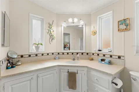 624 Mount Piney Avenue NE St Petersburg FL 33702