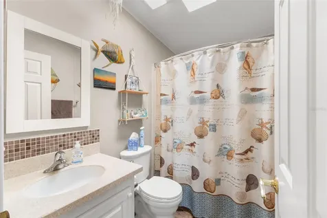 624 Mount Piney Avenue NE St Petersburg FL 33702