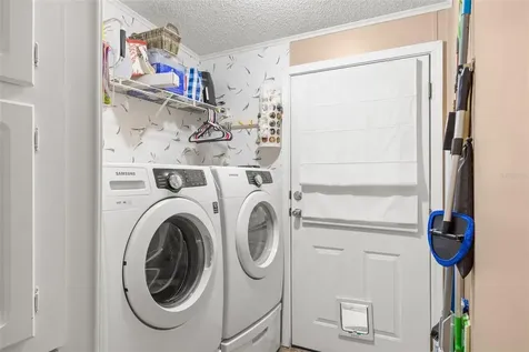 624 Mount Piney Avenue NE St Petersburg FL 33702