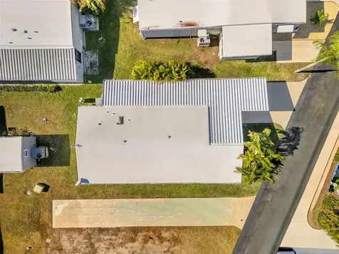 624 Mount Piney Avenue NE St Petersburg FL 33702