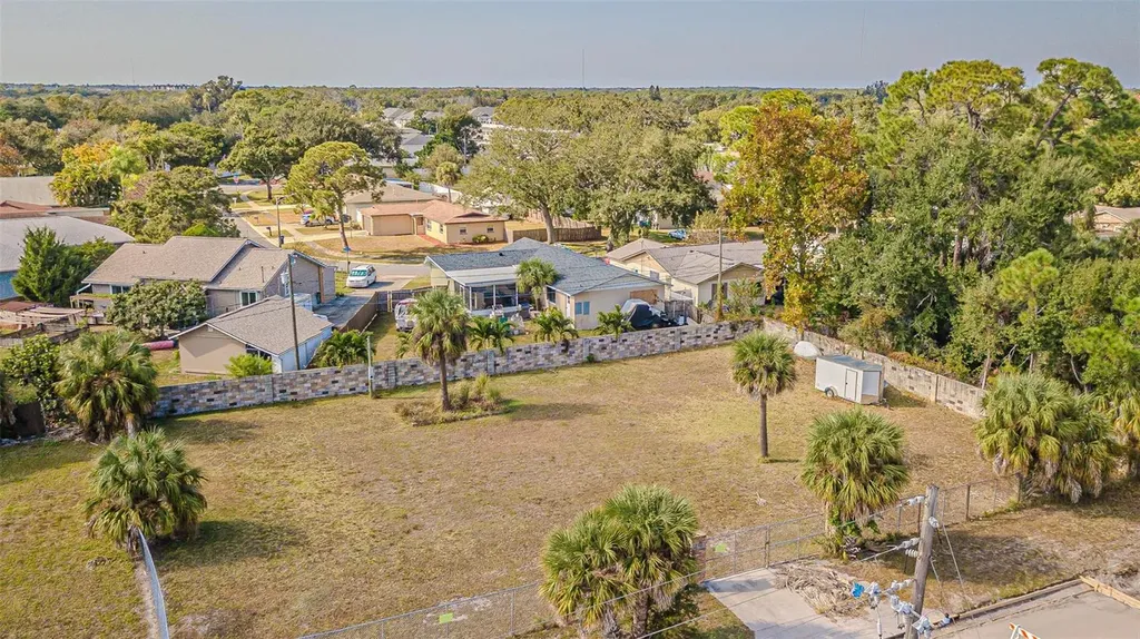 7598 90th Street Seminole FL 33777