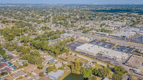 7598 90th Street Seminole FL 33777