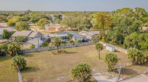 7598 90th Street Seminole FL 33777