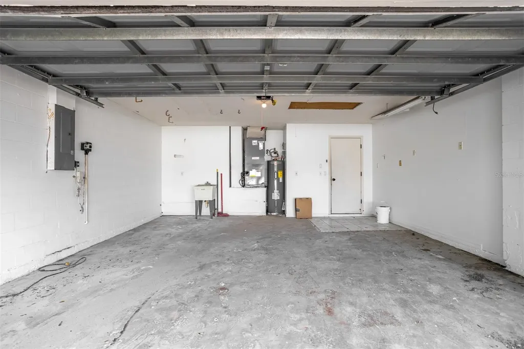 1734 Powder Ridge Drive Valrico FL 33594
