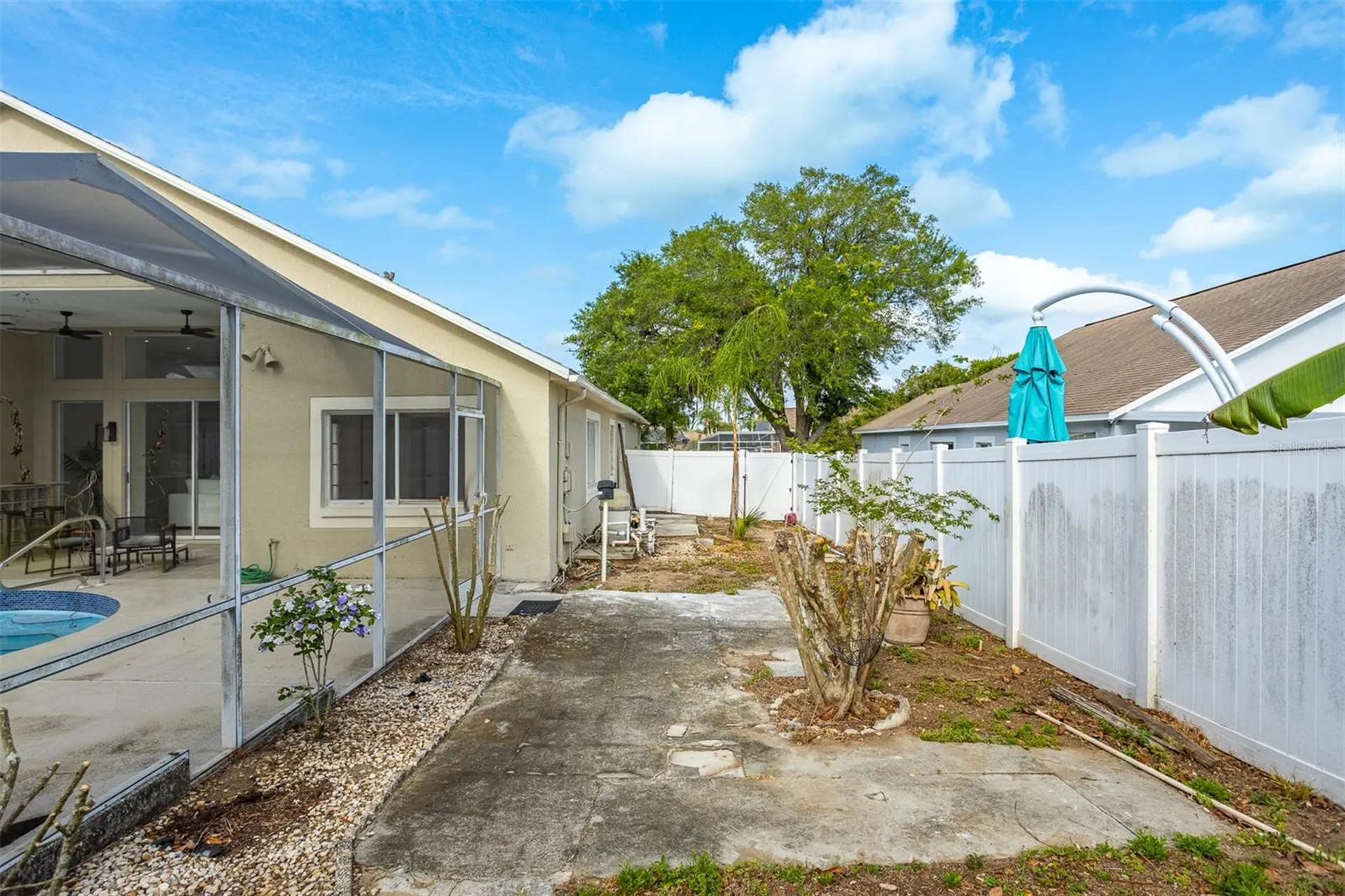 1734 Powder Ridge Drive Valrico FL 33594