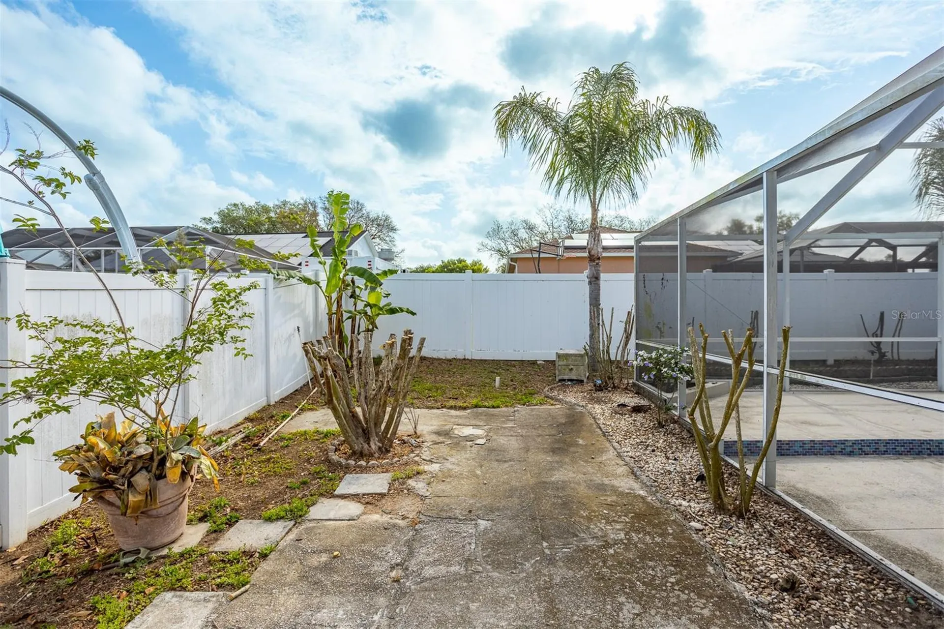 1734 Powder Ridge Drive Valrico FL 33594