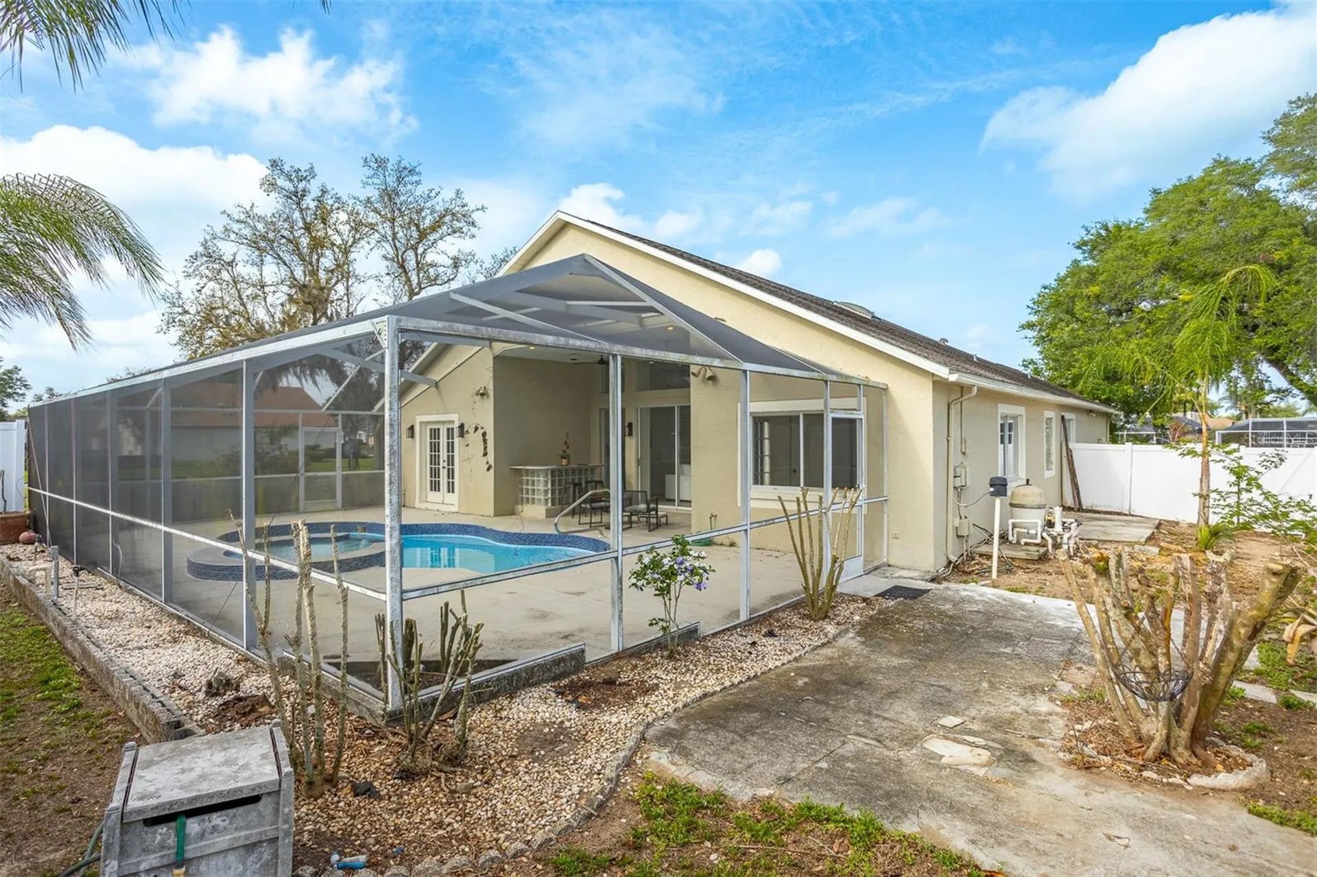 1734 Powder Ridge Drive Valrico FL 33594
