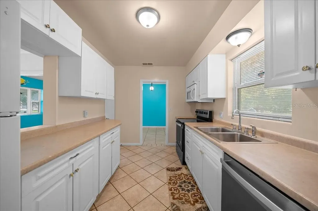 2810 SE Lake Weir Avenue Ocala FL 34471
