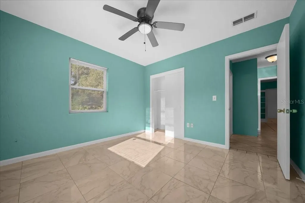 2810 SE Lake Weir Avenue Ocala FL 34471
