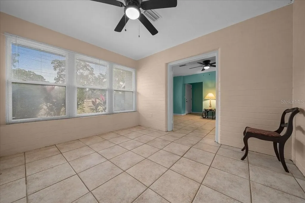 2810 SE Lake Weir Avenue Ocala FL 34471