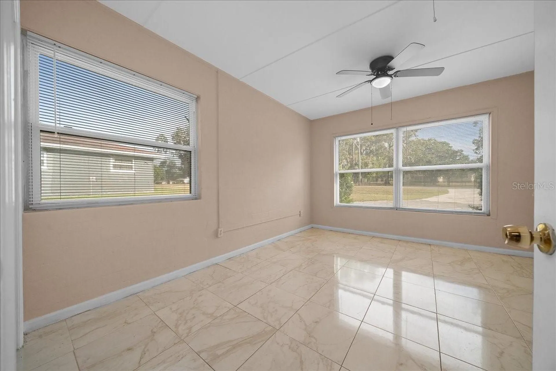 2810 SE Lake Weir Avenue Ocala FL 34471