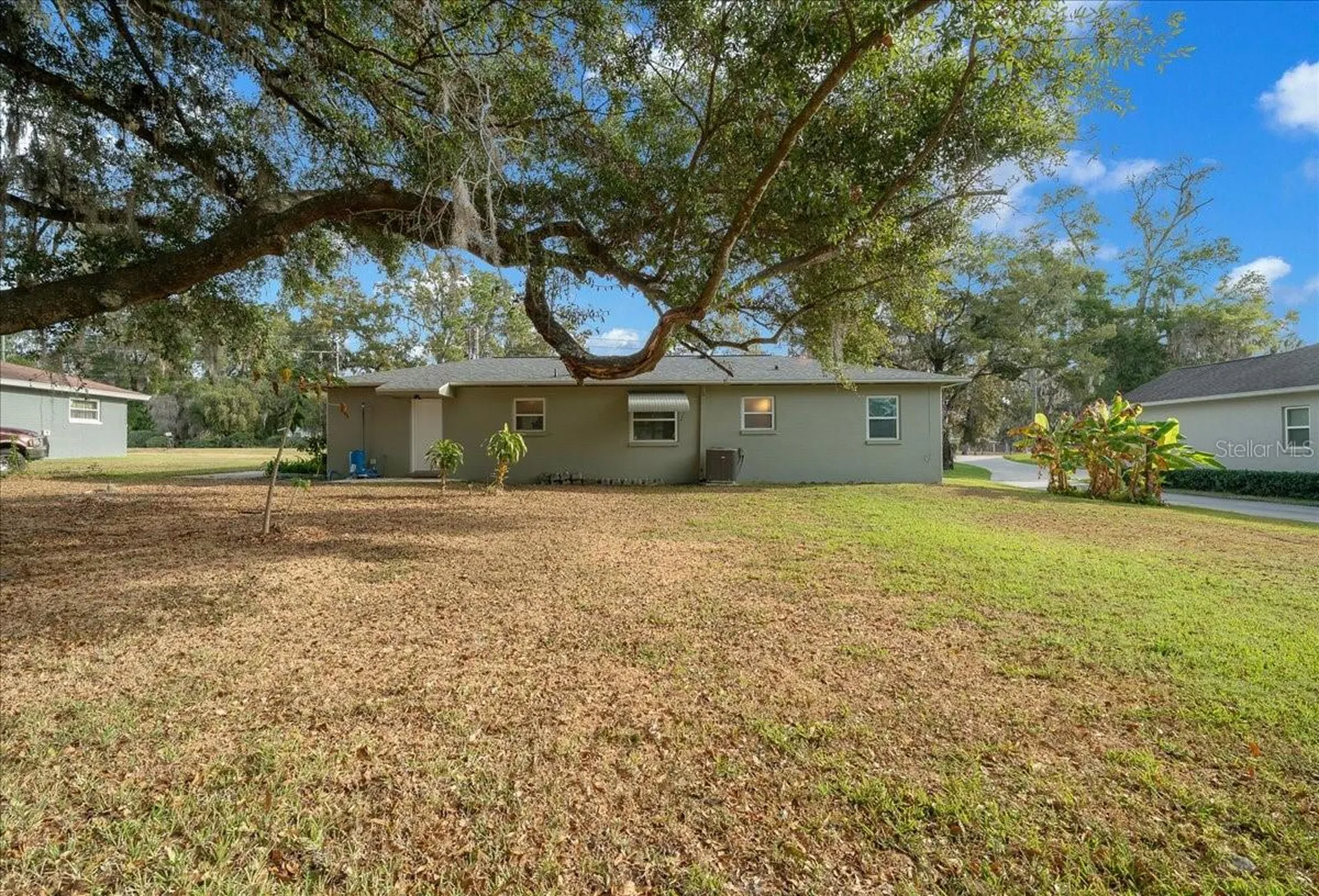 2810 SE Lake Weir Avenue Ocala FL 34471