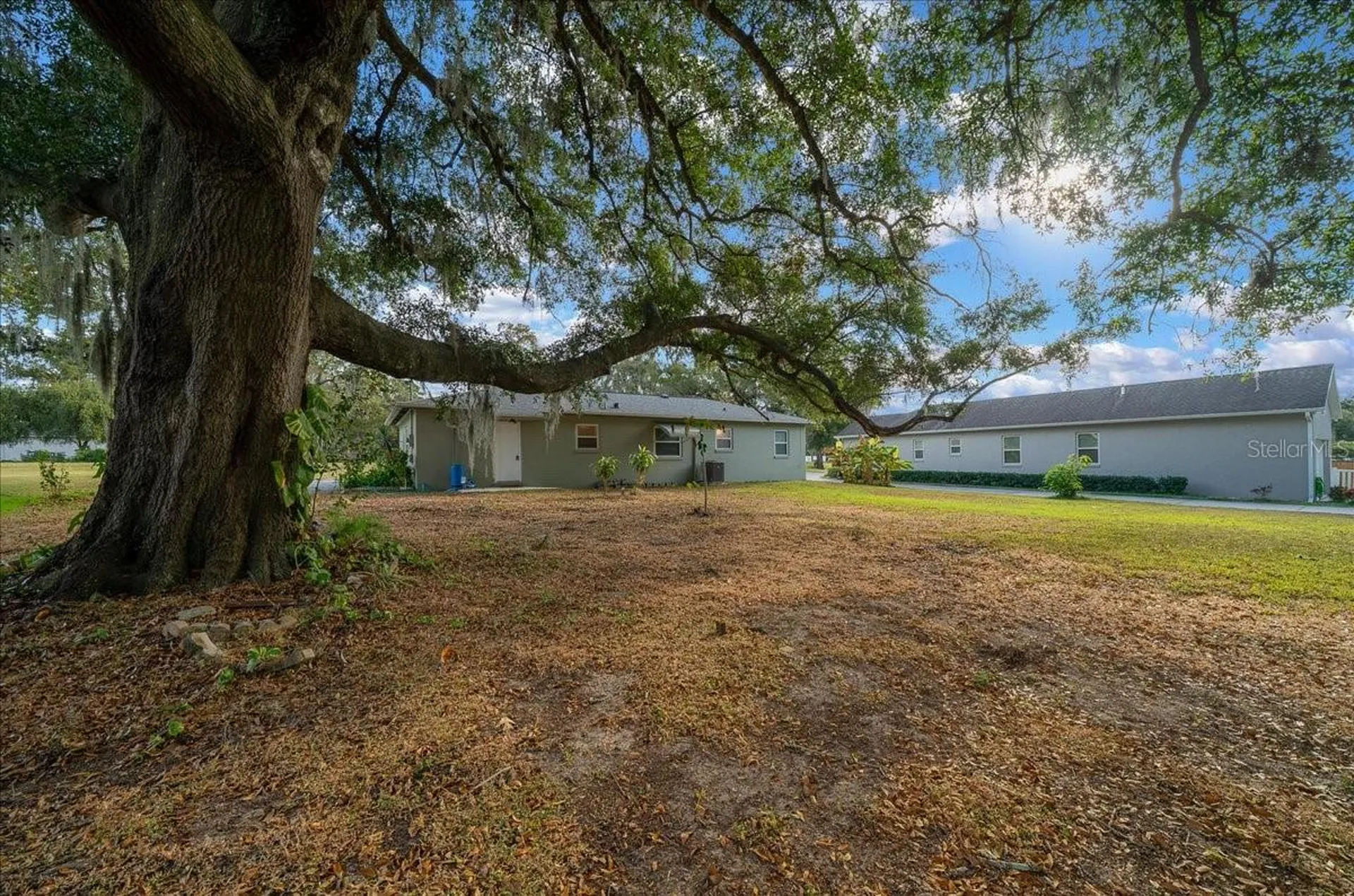 2810 SE Lake Weir Avenue Ocala FL 34471