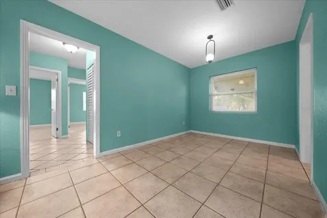 2810 SE Lake Weir Avenue Ocala FL 34471
