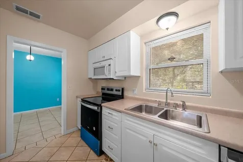 2810 SE Lake Weir Avenue Ocala FL 34471