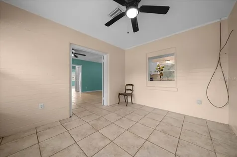 2810 SE Lake Weir Avenue Ocala FL 34471