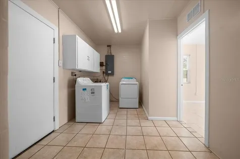 2810 SE Lake Weir Avenue Ocala FL 34471