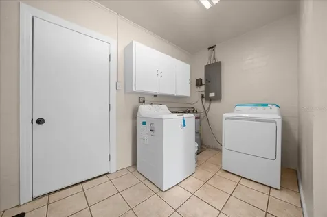 2810 SE Lake Weir Avenue Ocala FL 34471