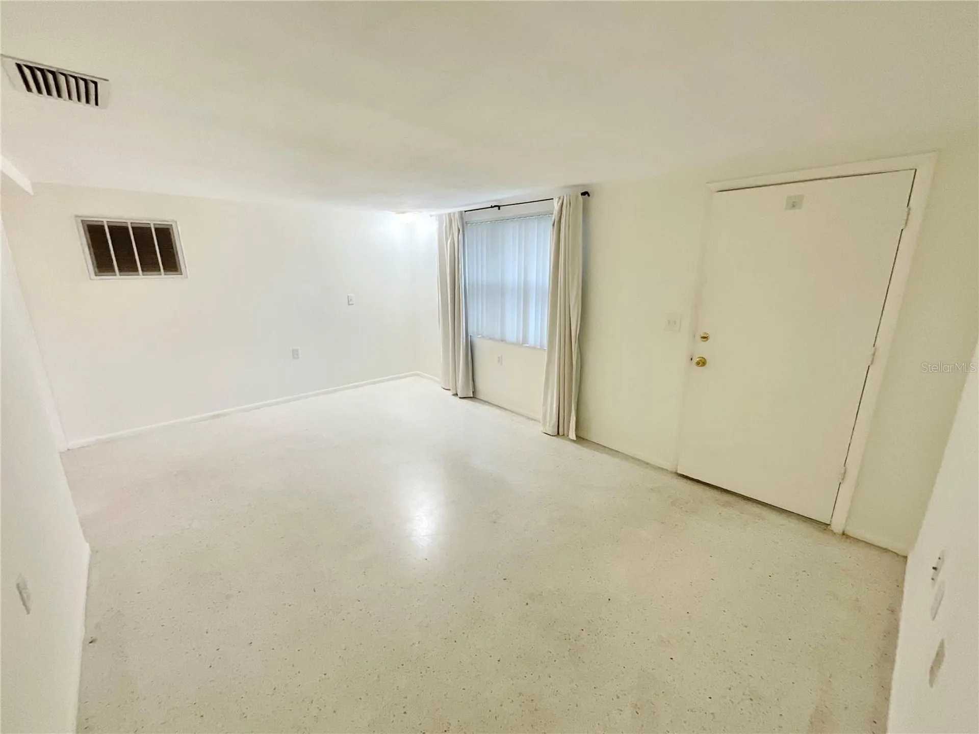 4810 Flora Avenue Holiday FL 34690